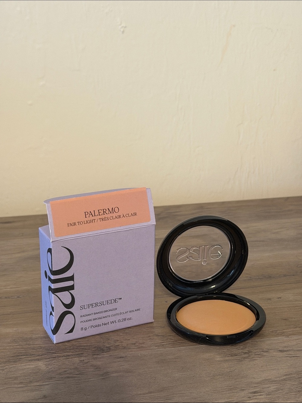 SAIE
SuperSuede™ Radiant Talc-Free Baked Powder Bronzer